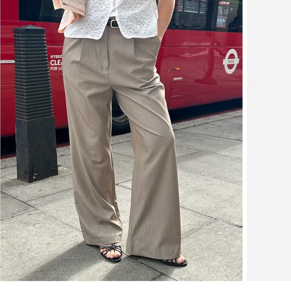 Djerf Avenue Pants Oat and Blazer Set - Picture 2 of 2